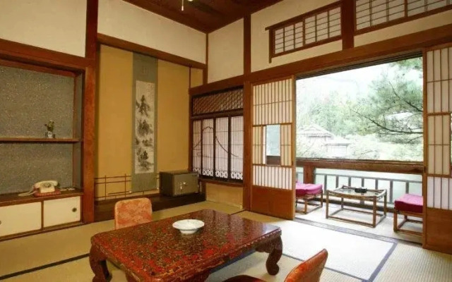 Mikiya Ryokan