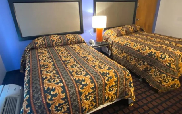 Indy Lodge