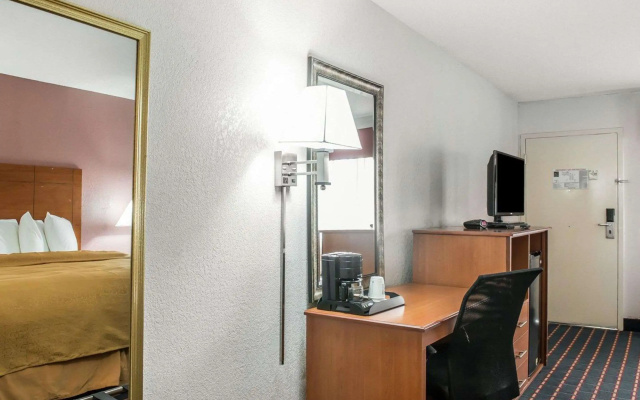Quality Inn Marianna South
