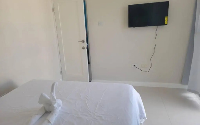 Ornella Villa - 2-br Apartment - Pool - Parking