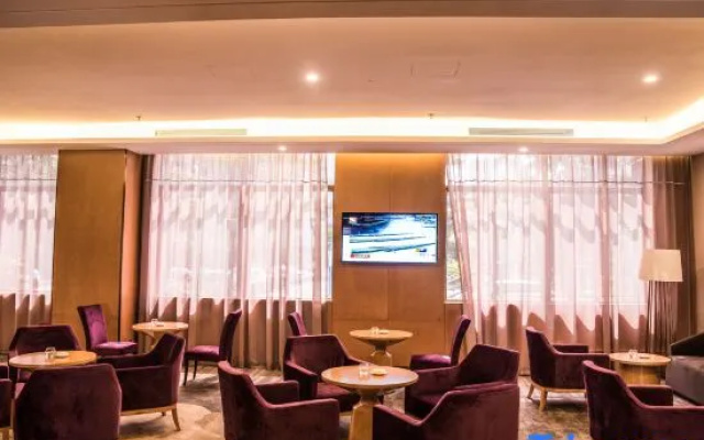 Xin Hai International Holiday Hotel