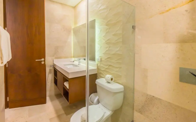 Cruz del Mar Condo