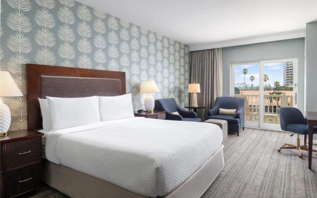 Jamaica Bay Inn Marina Del Rey,Tapestry Collection by Hilton