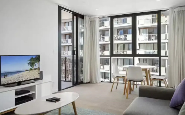 Avani 906 Central Broadbeach