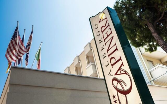 Отель Capinera Hotel Италия, Римини - отзывы, цены и фото номеров - забронировать отель Capinera Hotel онлайн вид на фасад