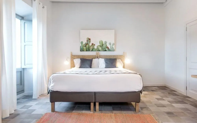 Hotel Son Gris
