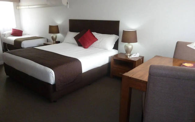 The Aston Motel - Tamworth
