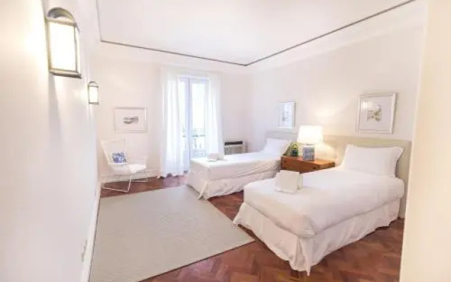 LovelyStay - Campo Pequeno Charming Apartment