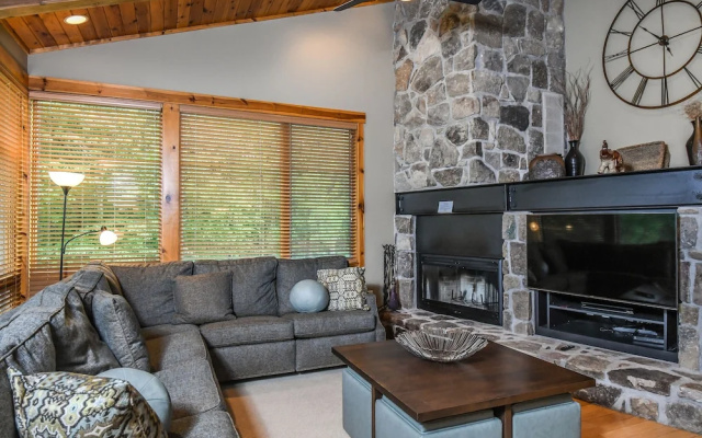 Kendall Camp Get-A-Way 4 Bedroom Townhome