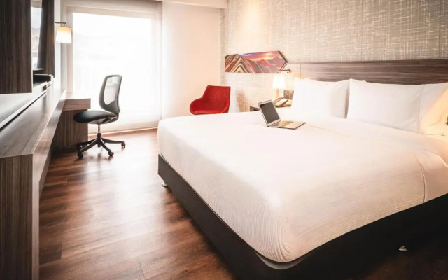 Hampton Cusco para Lima Tours