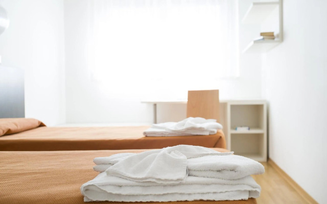 Hotel Sharing