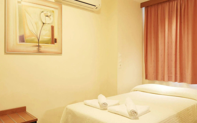Hotel Galaxias