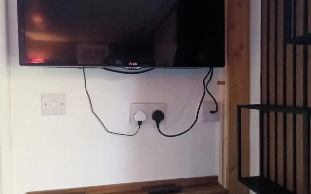 Le Hub Roundhay Sleeps 2 With Garden Room