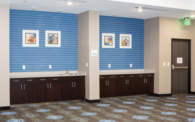 Holiday Inn Express & Suites Oklahoma City Southeast I-35 by IHG