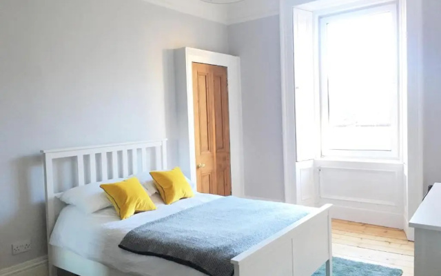 Historic Edinburgh 1890s Home Turned Relaxing Retreat