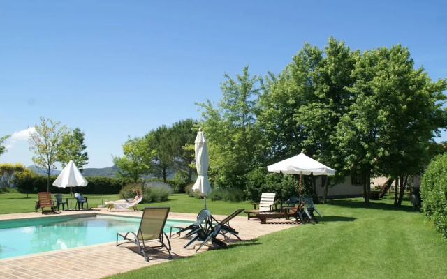 Holiday Home in Montone With Pool & Terrace