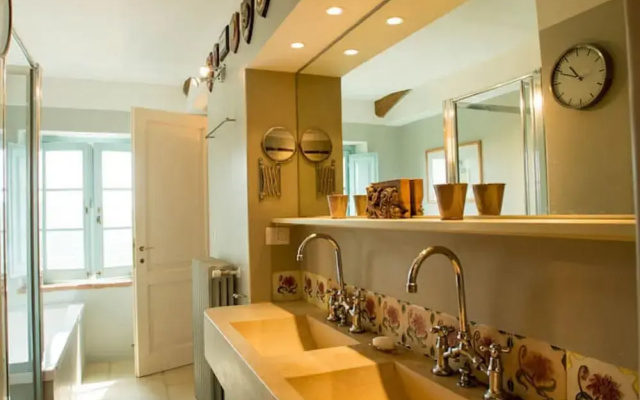 Belvilla by OYO Villa With Private Pool