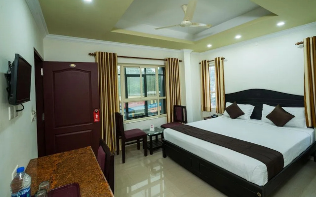 OYO 10428 Hotel Sandal Breeze