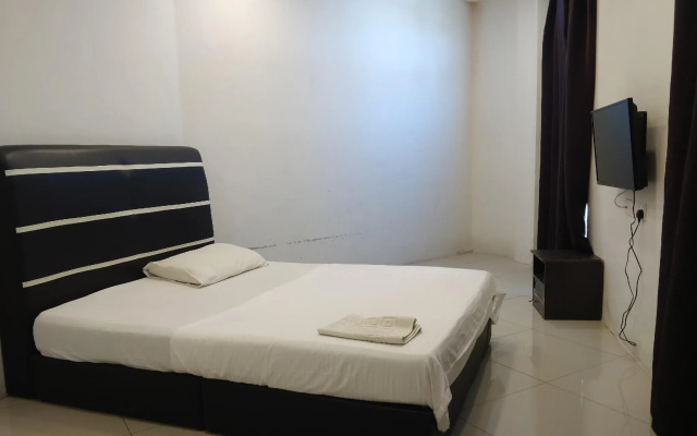 OYO 89792 Hamriz Hotel