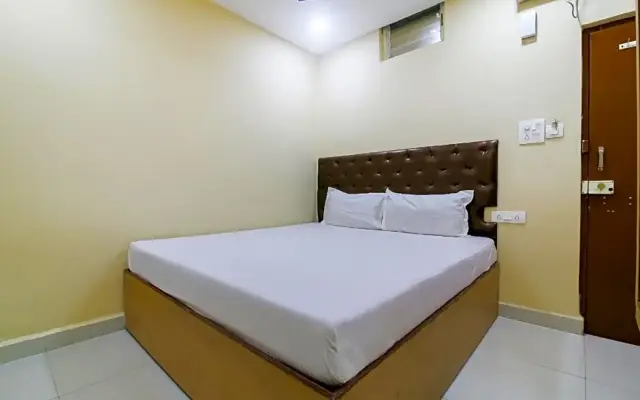 Flagship 60029 Maina Mansion