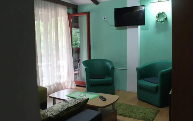 Hostel Sreder