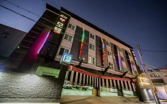 Pohang Mundeok HIT