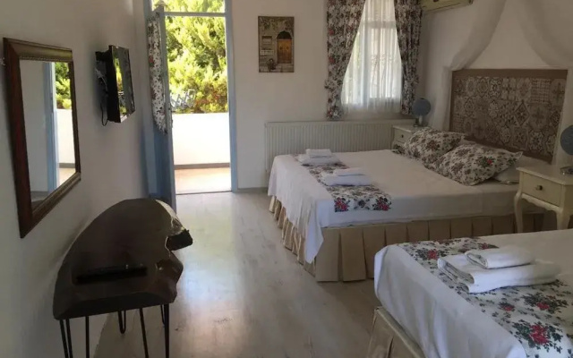Alasonya Otel Alacati by Lamira