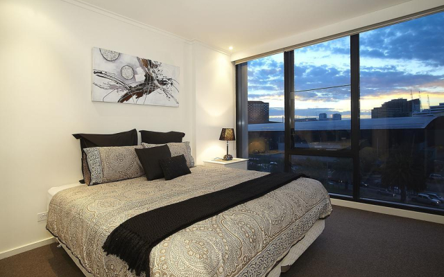 MJ Shortstay Whiteman St Apartments