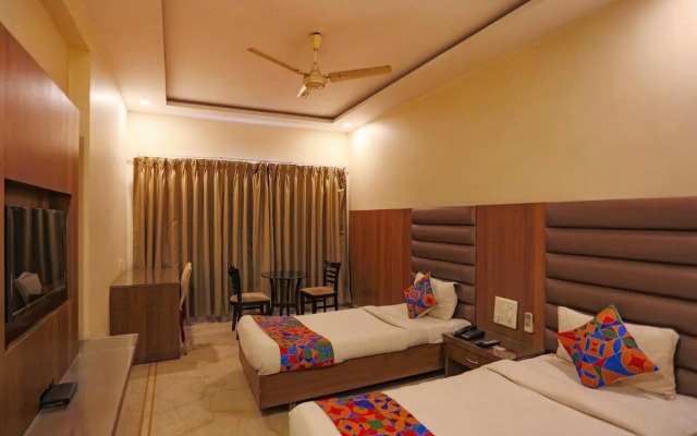 Fabhotel Surya