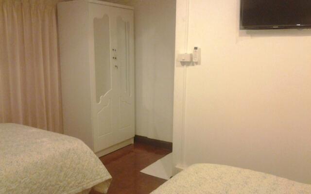 Отель Little Vacation House Бангкок комната для гостей