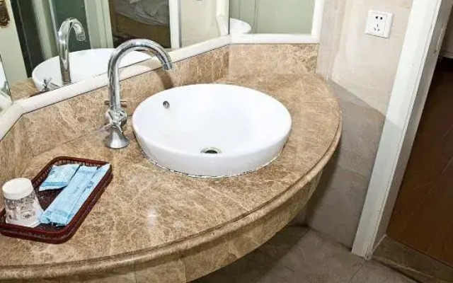 Shanghai Xiayi Chain Hotel