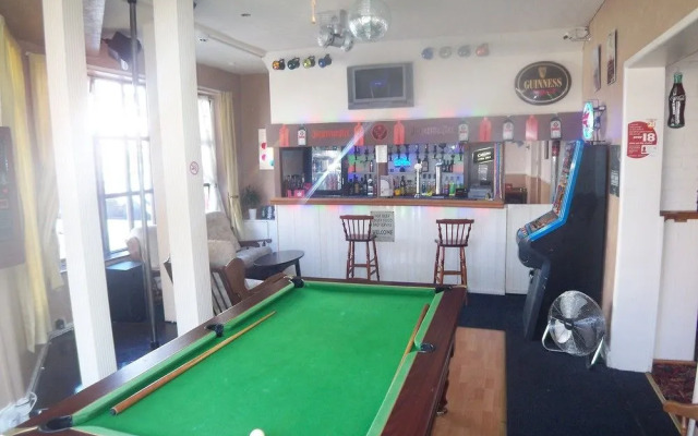 The Lark Inn