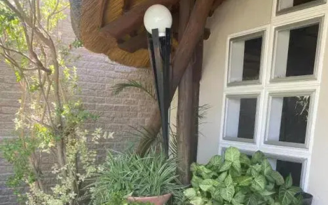 Bird'S Nest Guesthouse