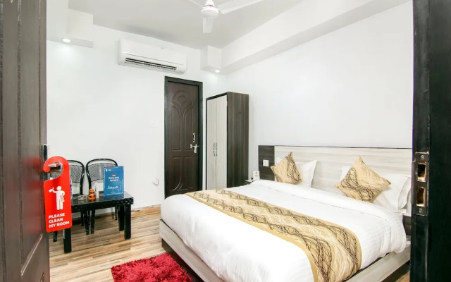 OYO 13314 Grand Almada Inn
