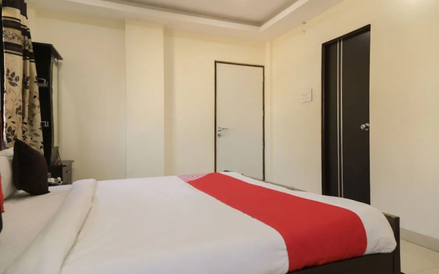 OYO 28089 Uk Service Apartment