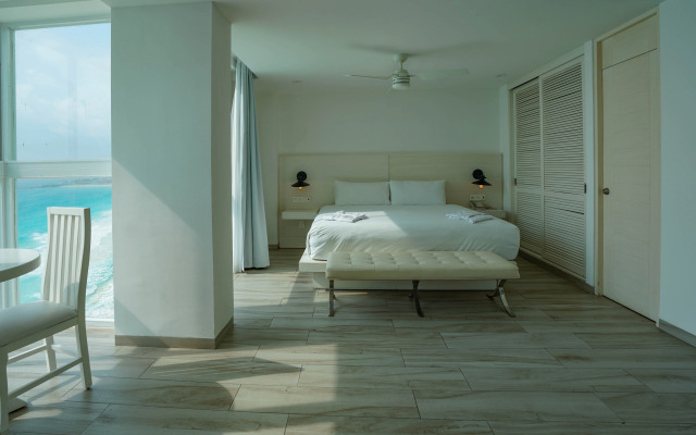 Oleo Cancun Playa All Inclusive Resort