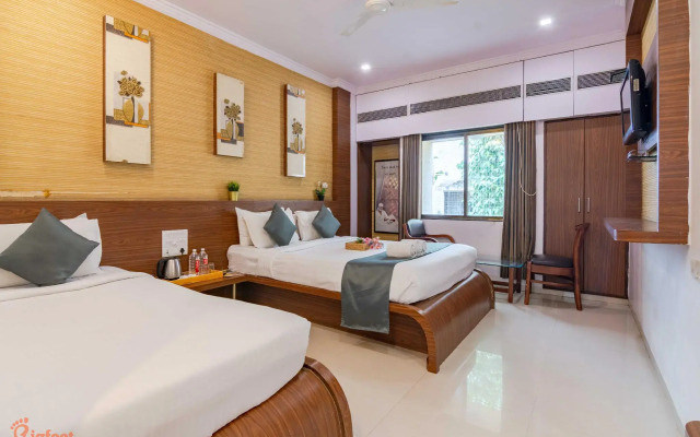 OYO 4445 Hotel Saishri
