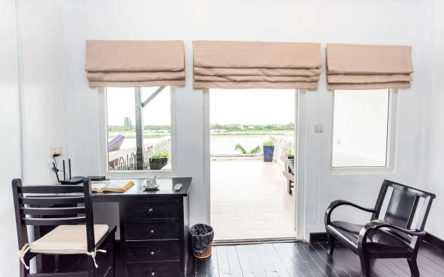 Tao Riverside Residence