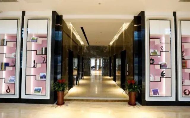 Lavande Hotel Shijiazhuang International Maoyi Cheng
