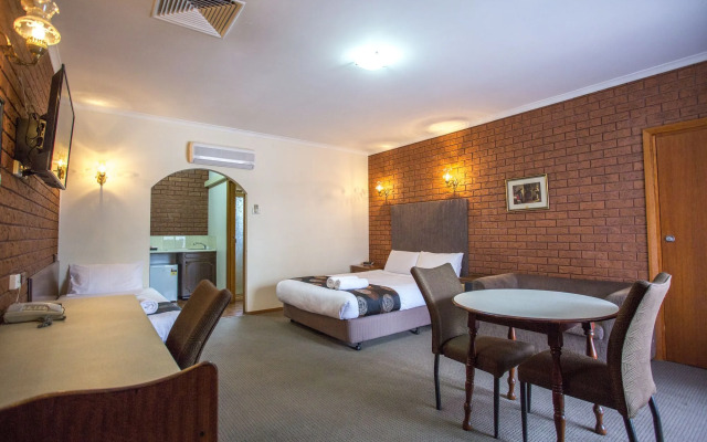 Meramie Motor Inn