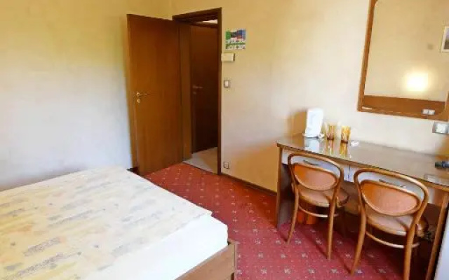 Hotel Rai
