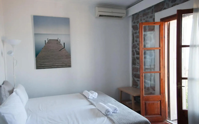 Olive Press Hotel & Apartments