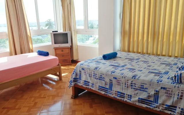 Pipos Apartment