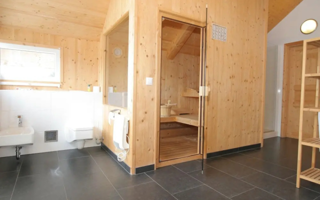 Chalet Hohentauern by Ski Lift