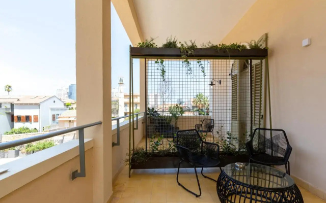 THE GUTMAN TLV - Neve Tzedek