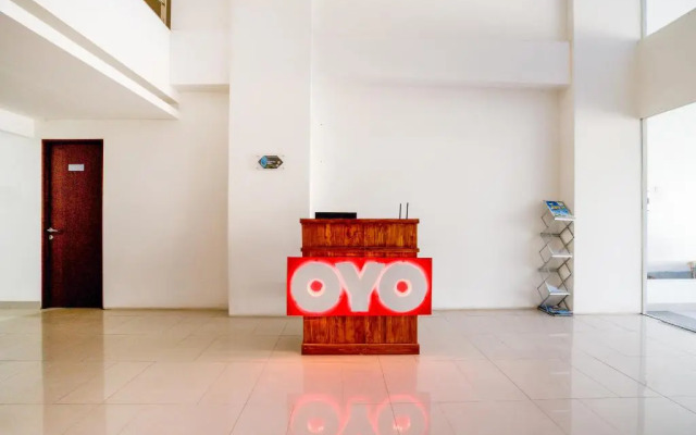 OYO 2942 Apartement River View Jababeka