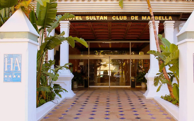 Aparthotel Monarque Sultán