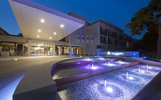 Hotel Laguna Parentium вид на фасад