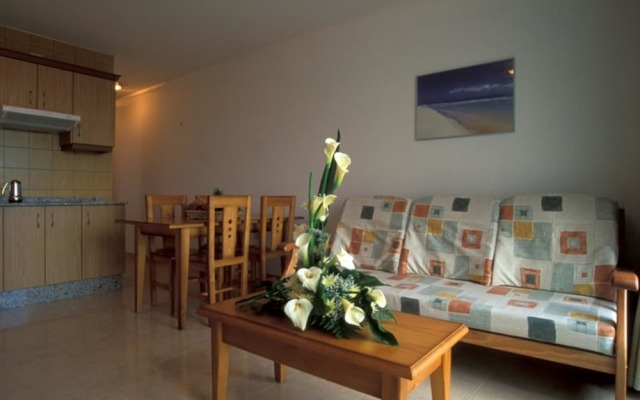 Апартаменты Cala Apartments 2Pax Bajo C Гинигинамар комната для гостей
