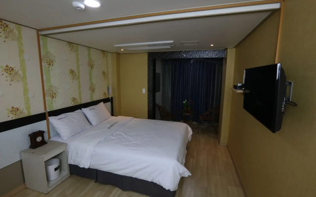 Dorcas Tourist Hostel